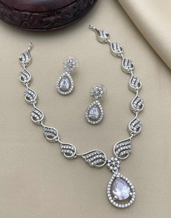 Indian Silver Plated CZ Delicate Choker Necklace Wedding Jewelry Set