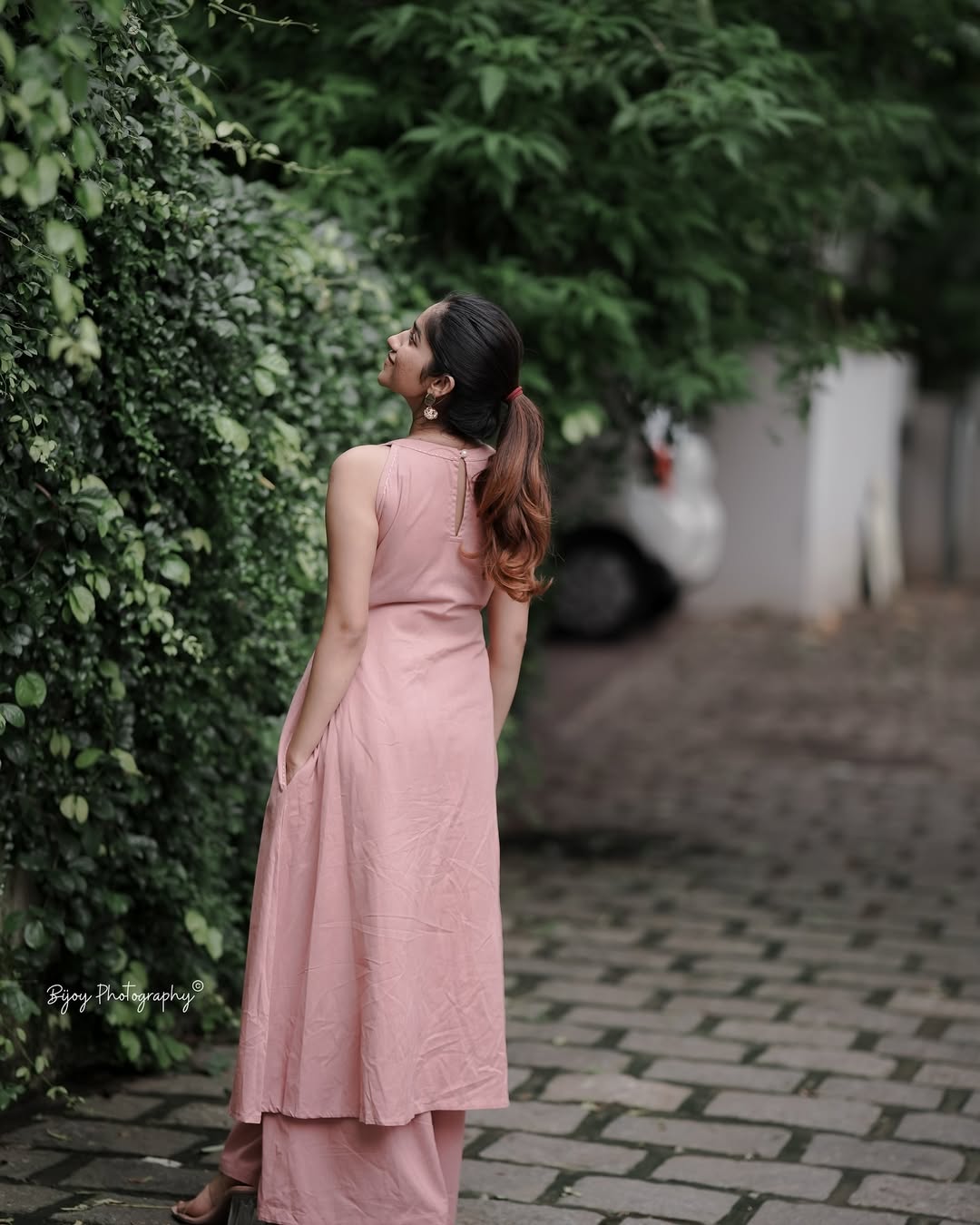 Indian Bollywood Women's Cotton Plain Flared Sleeveless Kurta with Palazzo - Image 4